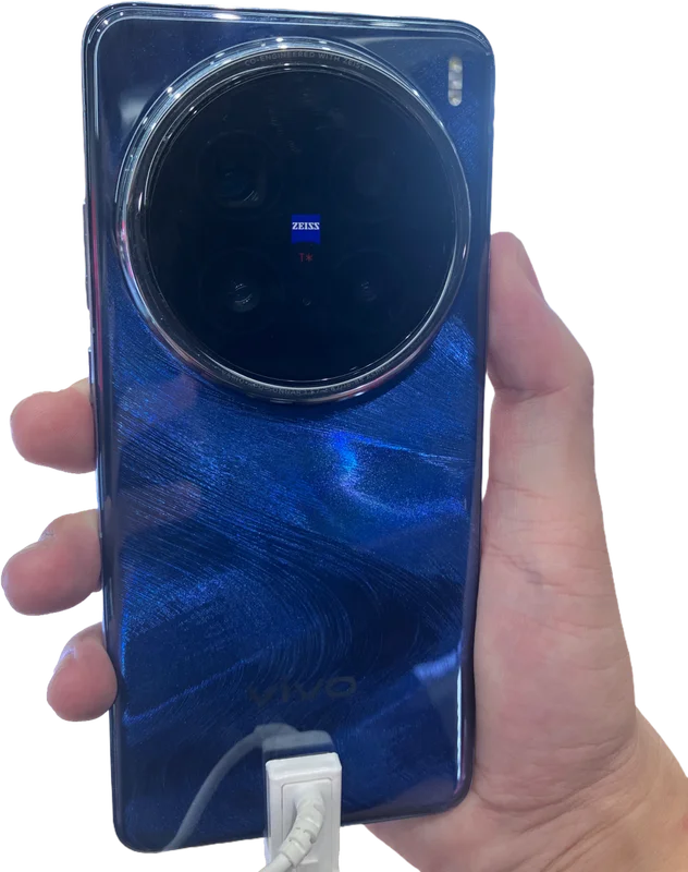 Vivo X200 Pro blue